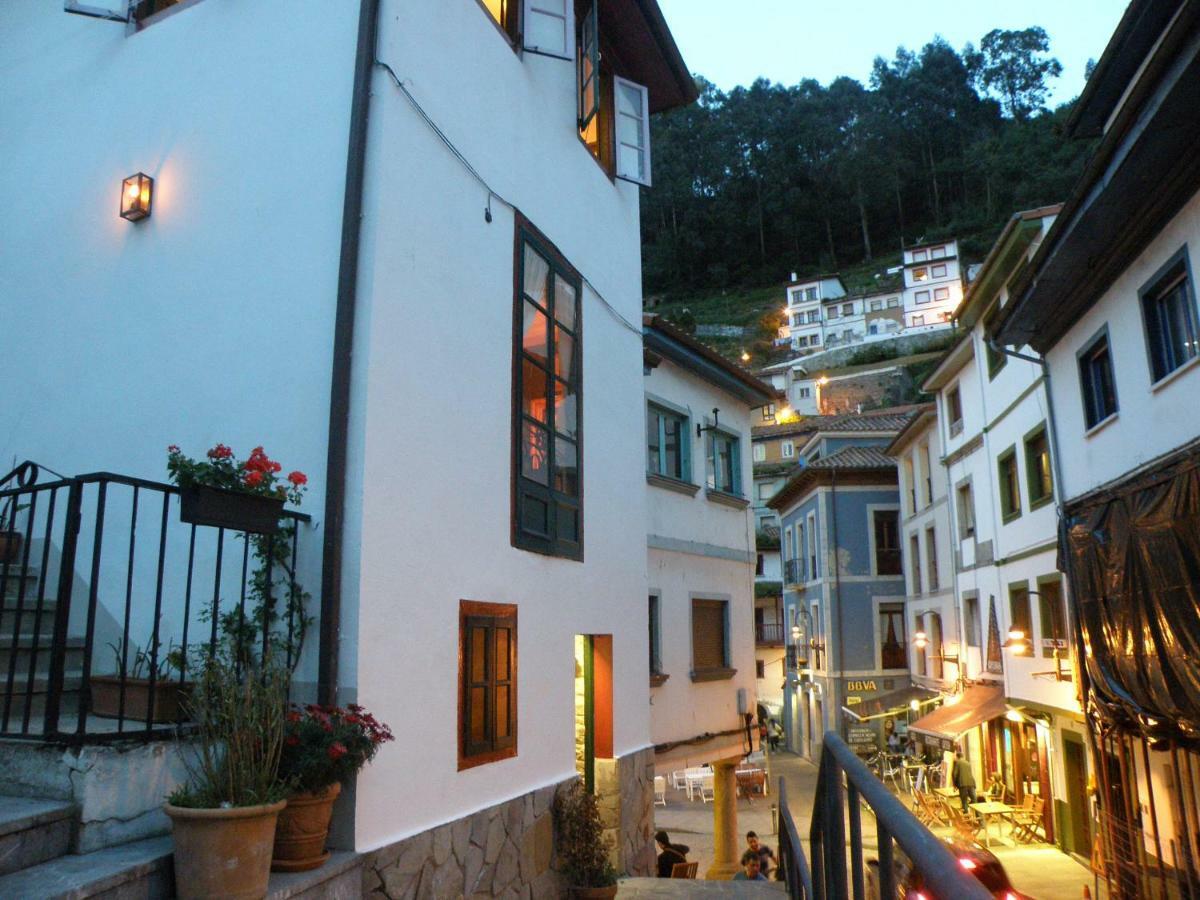 The Old Palace Tower / La Torre Del Palacion 쿠딜레로 외부 사진